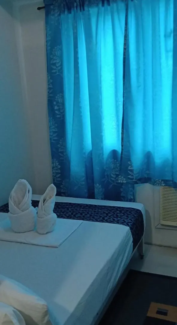Chin'S Place Sea Residences Moa Manila 0*,